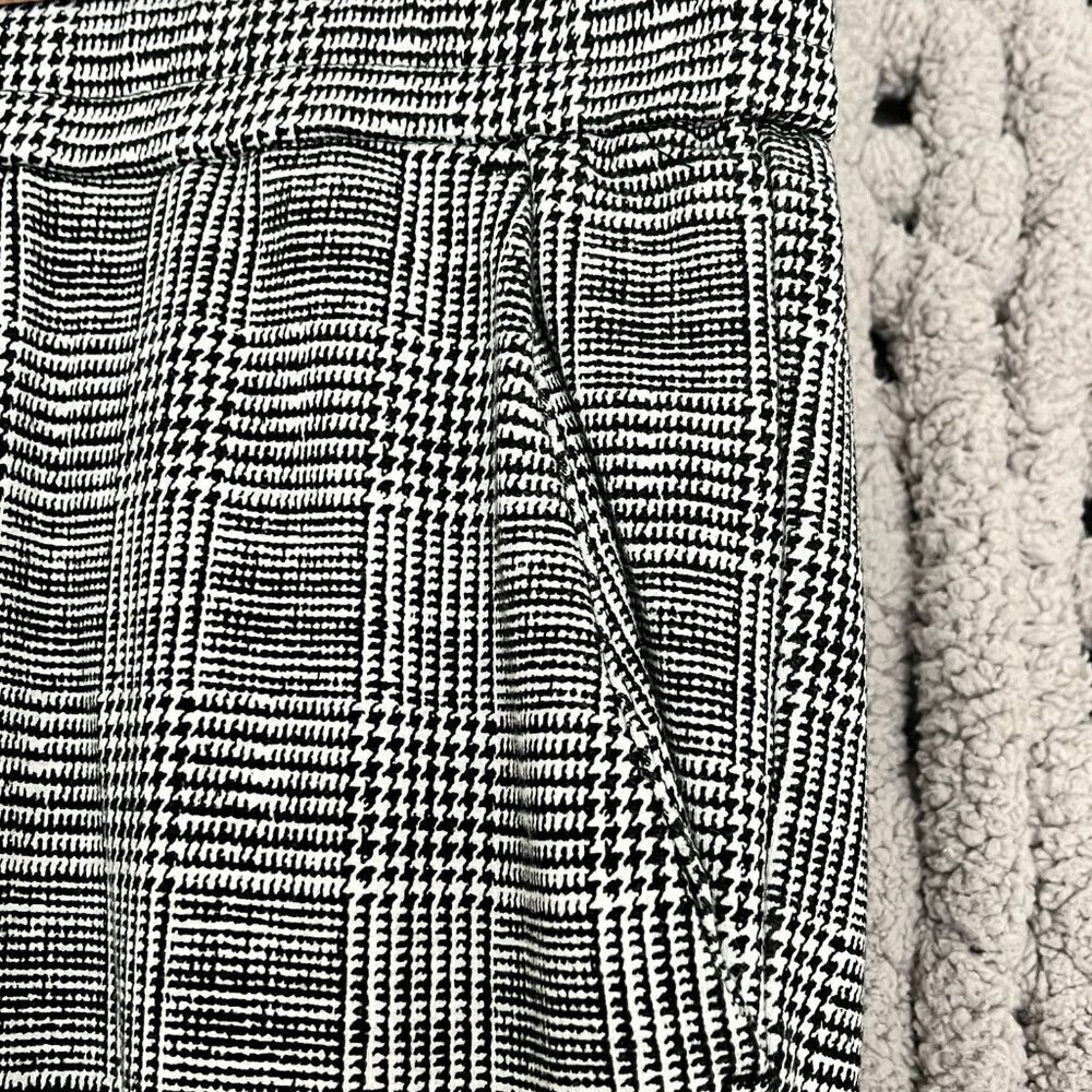 Jogger Style Dress Pants (2 pairs) Black/White Checked & Brown/Beige Tartan (M) - Picture 8 of 15